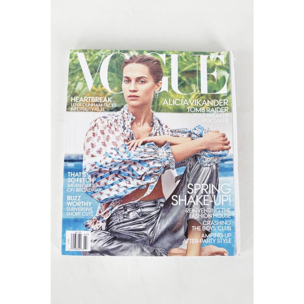 2018' Vogue March Alicia Vikander Magazine